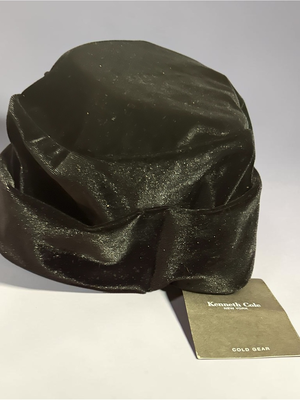 Kenneth Cole Black Shiny Winter Beanie